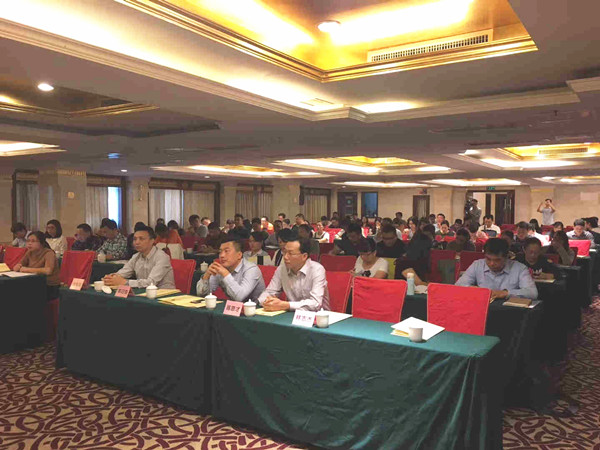 2017年10月25日泉州市科技局攜手正睿咨詢集團為泉州企業(yè)發(fā)展再添動力 2017年10月25日泉州市科技局攜手正睿咨詢集團為泉州企業(yè)發(fā)展再添動力