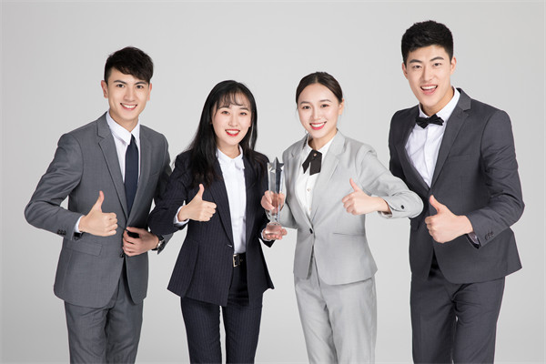 以客戶為中心的組織規(guī)劃:市場(chǎng)導(dǎo)向的戰(zhàn)略選擇 以客戶為中心的組織規(guī)劃:市場(chǎng)導(dǎo)向的戰(zhàn)略選擇