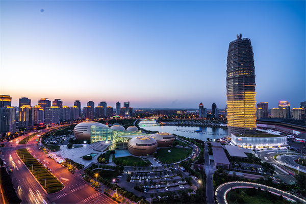 鄭州管理咨詢機(jī)構(gòu)若不懂本地產(chǎn)業(yè)邏輯，怎幫企業(yè)踩準(zhǔn)發(fā)展節(jié)奏？
